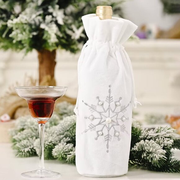 Silver Snowflake Gift Bag for Wine & other bottles - Picture 1 of 8